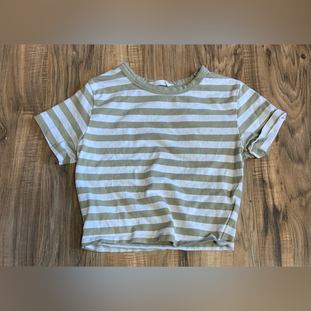 Green and white crop top